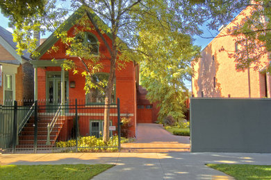Modern exterior home idea in Chicago