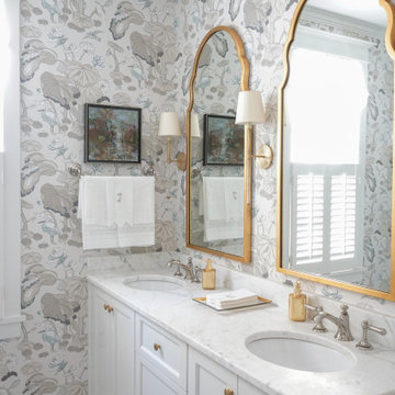 Bedrooms & Bathrooms