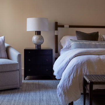 Desert Residence-Guest Bedroom by Hyde Evans Design