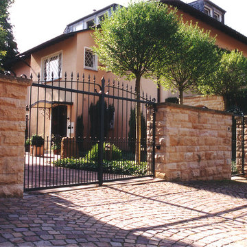 Zufahrt zu einem privaten Anwesen