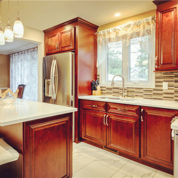 Traditonal Raised Panel Cabinets