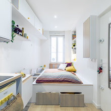 Houzz Tour: A Tiny Flat With Not a Single Right Angle