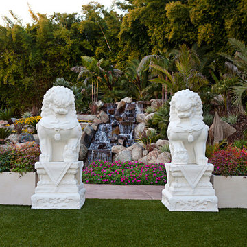 Foo Dogs Statues with Base
