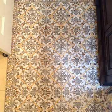 Traditional New Jersey Powder Bathroom