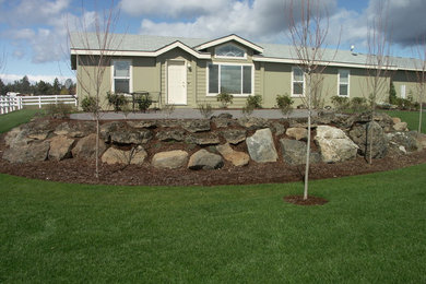 Photo of a traditional landscaping in Other.