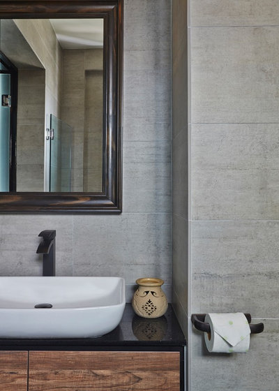 Modern Bathroom by Fuse Concept Pte Ltd