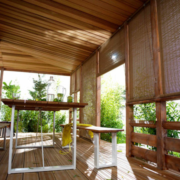 Une jolie terrasse autour de la maison