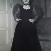 Julie Noble's photo