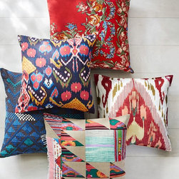NAYA EMBROIDERED PILLOW COVER - Pillow Protectors