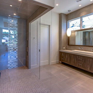 15 Anchor Bay Court