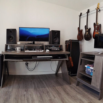 12x20 Signature Series Home Office & Music Studio