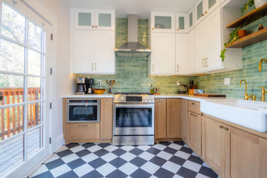 Kitchen - kitchen idea in San Diego