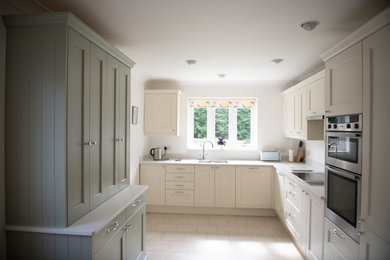 Classic Contemporary Painted Kitchen with Mistral Worktop & Dresser