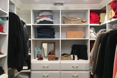 Inspiration for a timeless closet remodel in Bridgeport
