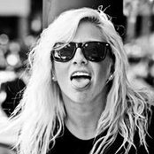 Whitney White's photo