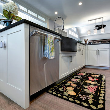 White Shaker Modern Kitchen