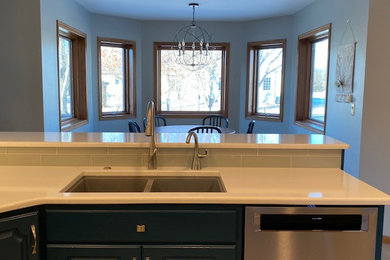 Royal Blue/White Cabinetry