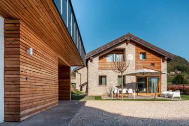 Ispirazione per la facciata di una casa contemporanea