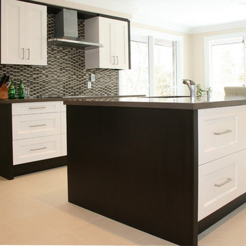 Sophisticated Framing of a Light Filled Kitchen