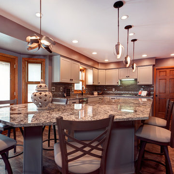 Contemporary Entertaining Kitchen