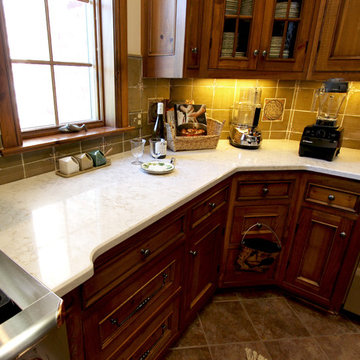 Silestone Countertops on Existing Kitchen Cabinets ~ Akron, OH