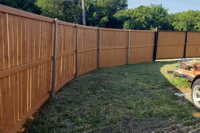 Photo of a farmhouse landscaping in Austin.