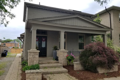 Exterior home idea in Toronto