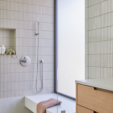 Australian Minimalist Ground-Up