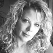 Lisa Stone's photo