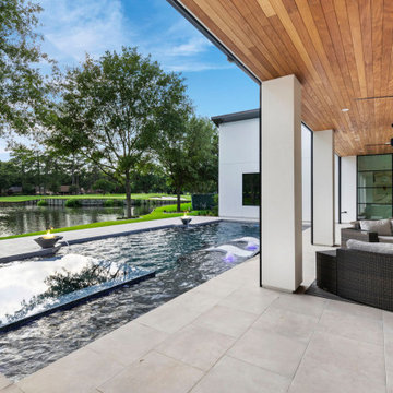 Modern Home on Championship Golf Course