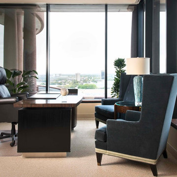 Penthouse Office: Office