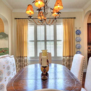 Cameron's Design: Dinner is Served...in Style