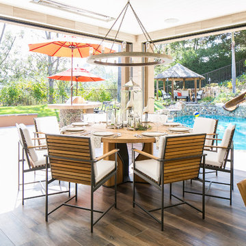 Outdoor Dining in Del Mar Residence