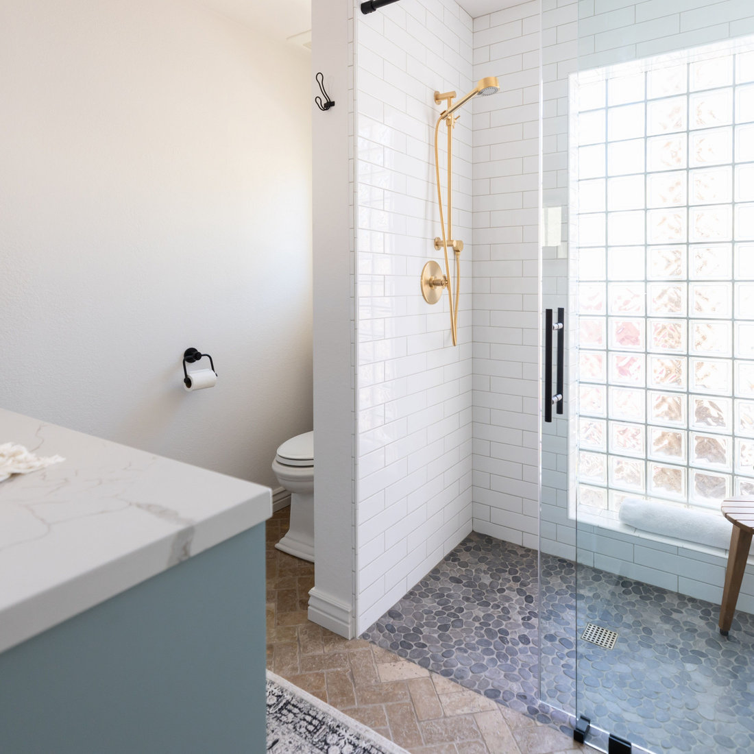 Modern Farmhouse Bath 2