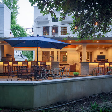 Outdoor kitchen