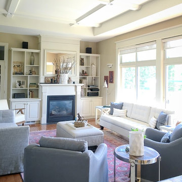 Traditional Living room