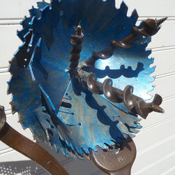 Saw Blade Flowers - Home Decor