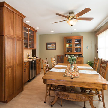 Arlington Heights Large Family Kitchen and Powder Room Remodels