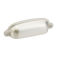 cabinet pulls/knobs