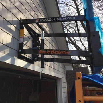 WALL-MOUNT BASKETBALL HOOP INSTALLATION