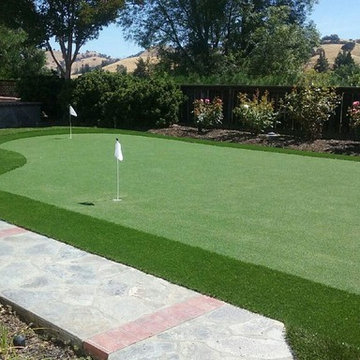 Front & Backyard Installation with Putting Green