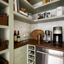 Cranberry kitchen storage