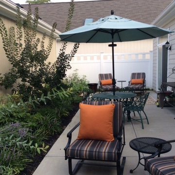 Outdoor courtyard living