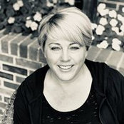 Julie Arnold's photo