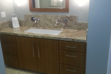 Elegant bathroom photo in San Francisco