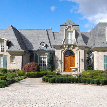 Trailside Manor