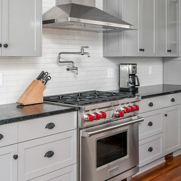 A New Kitdhen for the Craftsman Bungalow