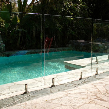 Glass Pool Fencing 1