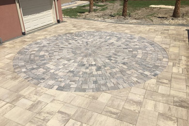 Patio - contemporary patio idea in New Orleans