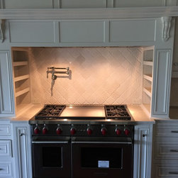 Chateau Du Lac Kitchen - Wall And Floor Tile